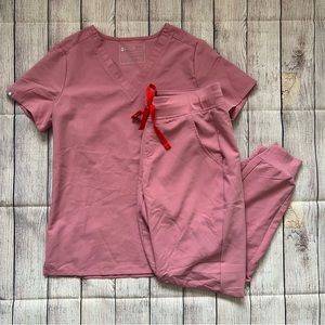 ▪️Figs Pink Scrub Set▪️